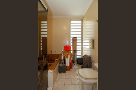 Apartamento à venda com 220m², 3 quartos e 1 vaga Apartamento à venda com 220m², 3 quartos e 1 vagaBanheiro da Suíte