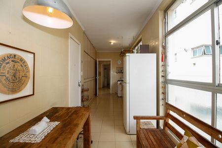 Apartamento à venda com 220m², 3 quartos e 1 vaga Apartamento à venda com 220m², 3 quartos e 1 vagaCozinha