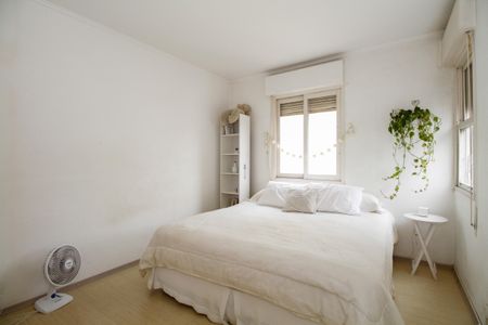 Apartamento à venda com 220m², 3 quartos e 1 vaga Apartamento à venda com 220m², 3 quartos e 1 vagaSuíte