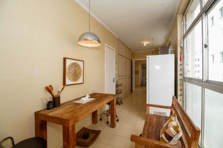 Apartamento à venda com 220m², 3 quartos e 1 vaga Apartamento à venda com 220m², 3 quartos e 1 vagaCozinha