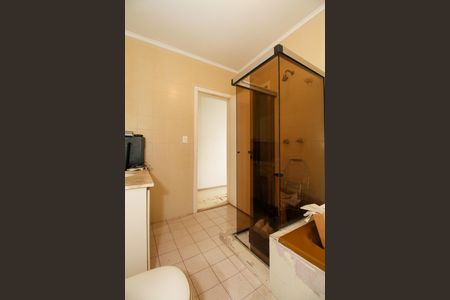 Apartamento à venda com 220m², 3 quartos e 1 vaga Apartamento à venda com 220m², 3 quartos e 1 vagaBanheiro da Suíte