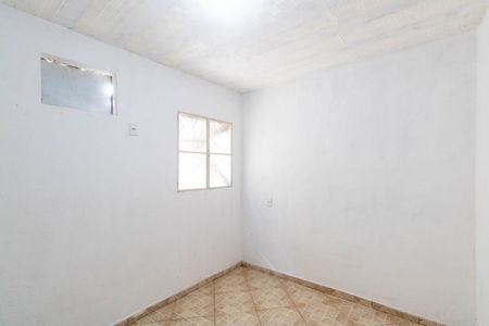 Sala/Quarto de kitnet/studio para alugar com 1 quarto, 30m² em Guaratiba, Rio de Janeiro
