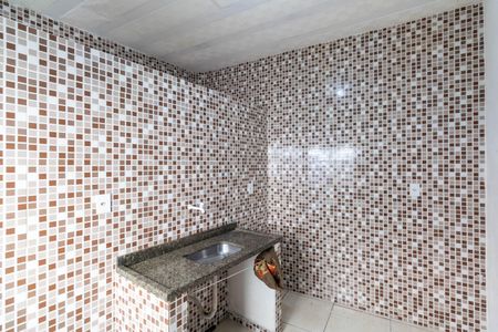 Cozinha de kitnet/studio para alugar com 1 quarto, 30m² em Guaratiba, Rio de Janeiro