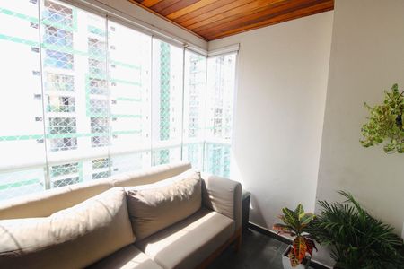 Apartamento à venda com 112m², 3 quartos e 2 vagasVaranda da Sala