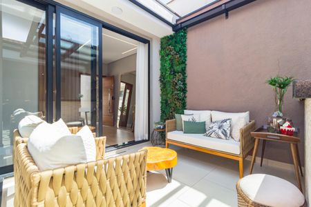 Casa à venda com 240m², 2 quartos e 3 vagas Casa à venda com 240m², 2 quartos e 3 vagasEspaço Gourmet