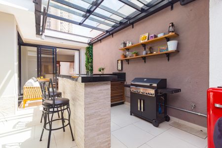 Casa à venda com 240m², 2 quartos e 3 vagas Casa à venda com 240m², 2 quartos e 3 vagasEspaço Gourmet