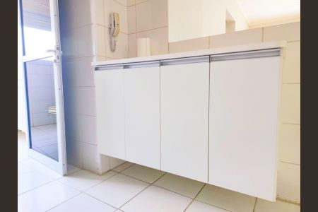 Apartamento à venda com 55m², 2 quartos e 1 vagaCozinha 