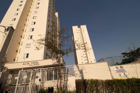 Apartamento para alugar com 64m², 3 quartos e 1 vaga Apartamento para alugar com 64m², 3 quartos e 1 vagaFachada