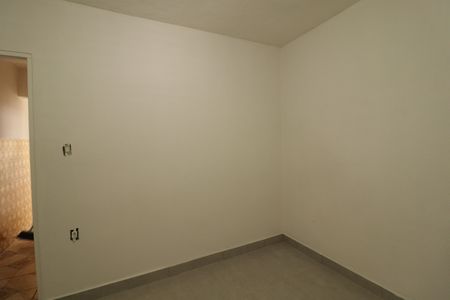 Casa à venda com 175m², 2 quartos e 1 vagaQuarto