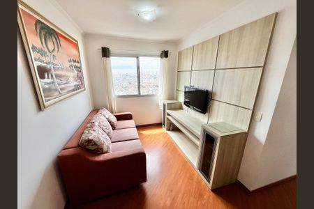 Apartamento para alugar com 70m², 3 quartos e 1 vagaSala