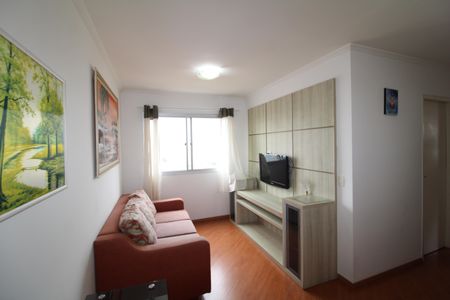 Sala de apartamento para alugar com 2 quartos, 70m² em Vila Basileia, São Paulo