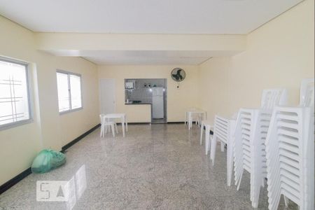 Apartamento para alugar com 70m², 3 quartos e 1 vagaÁrea comum - Salão de festas