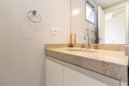 Apartamento à venda com 122m², 3 quartos e 2 vagasBanheiro da Suíte 3