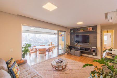 Sala de apartamento à venda com 3 quartos, 122m² em Pinheiros, São Paulo