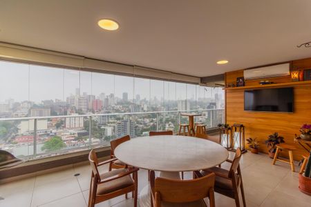 Apartamento à venda com 122m², 3 quartos e 2 vagasVista/Varanda