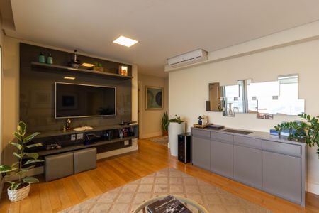 Sala de apartamento à venda com 3 quartos, 122m² em Pinheiros, São Paulo