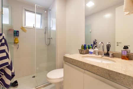 Apartamento à venda com 122m², 3 quartos e 2 vagasBanheiro da Suíte 2