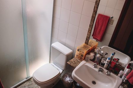 Apartamento à venda com 132m², 4 quartos e 2 vagasBanheiro