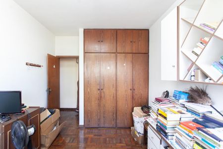 Casa à venda com 239m², 4 quartos e 4 vagas Casa à venda com 239m², 4 quartos e 4 vagasQuarto 2