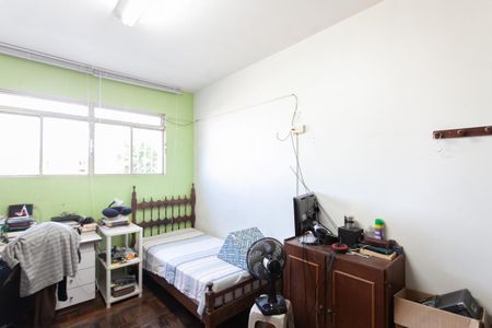 Casa à venda com 239m², 4 quartos e 4 vagas Casa à venda com 239m², 4 quartos e 4 vagasQuarto 2