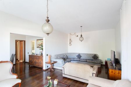 Sala de casa à venda com 4 quartos, 239m² em Glória, Belo Horizonte