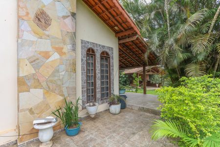 Casa de condomínio para alugar com 700m², 3 quartos e 3 vagas Casa de condomínio para alugar com 700m², 3 quartos e 3 vagasÁrea externa