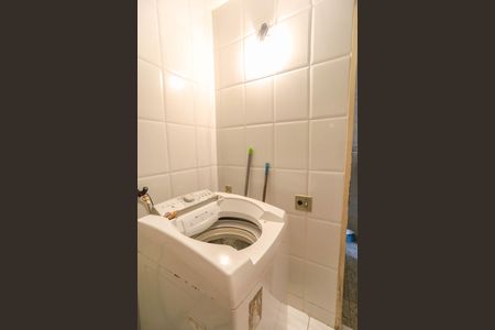 Casa de condomínio para alugar com 700m², 3 quartos e 3 vagas Casa de condomínio para alugar com 700m², 3 quartos e 3 vagasÁrea de serviço