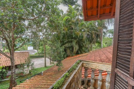 Casa de condomínio para alugar com 700m², 3 quartos e 3 vagas Casa de condomínio para alugar com 700m², 3 quartos e 3 vagasVaranda da suíte 3