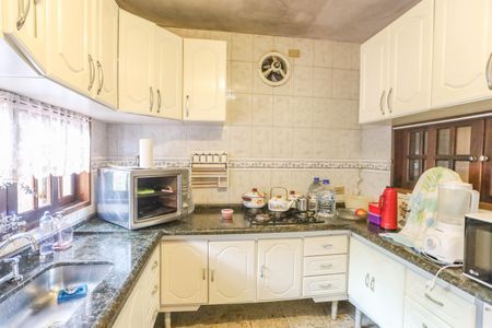 Casa de condomínio para alugar com 700m², 3 quartos e 3 vagas Casa de condomínio para alugar com 700m², 3 quartos e 3 vagasCozinha