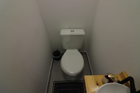 Casa de condomínio à venda com 100m², 3 quartos e 2 vagasLavabo 