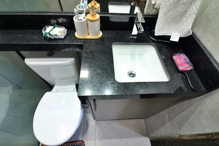 Casa de condomínio à venda com 100m², 3 quartos e 2 vagasBanheiro Social