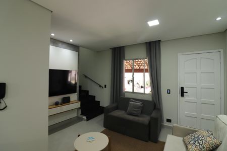 Casa de condomínio à venda com 100m², 3 quartos e 2 vagasSala/Cozinha