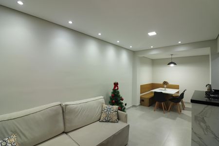 Casa de condomínio à venda com 100m², 3 quartos e 2 vagasSala/Cozinha