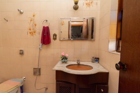 Casa para alugar com 218m², 5 quartos e 3 vagasBanheiro da Suíte