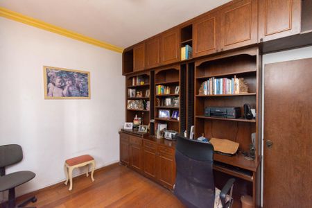 Casa para alugar com 218m², 5 quartos e 3 vagasQuarto 4