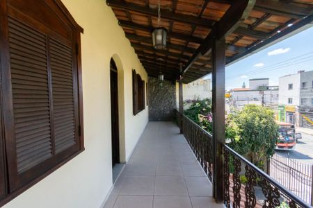 Varanda da Sala 3 de casa para alugar com 5 quartos, 218m² em Eldorado, Contagem