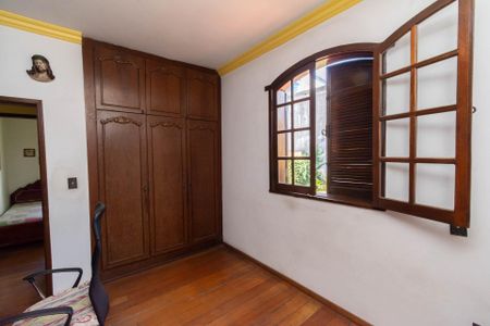 Casa para alugar com 218m², 5 quartos e 3 vagasQuarto 4