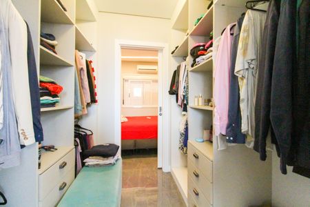 Casa para alugar com 110m², 4 quartos e 4 vagas Casa para alugar com 110m², 4 quartos e 4 vagasCloset Suíte