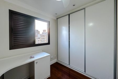 Apartamento para alugar com 157m², 3 quartos e 3 vagasQuarto 