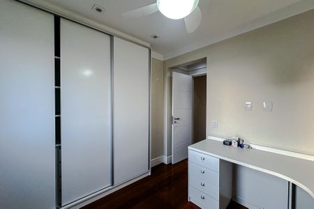 Apartamento para alugar com 157m², 3 quartos e 3 vagasQuarto 