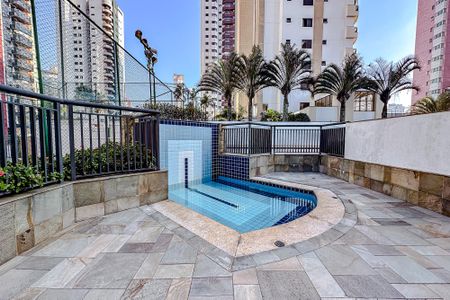 Apartamento para alugar com 157m², 3 quartos e 3 vagasÁrea comum - Piscina
