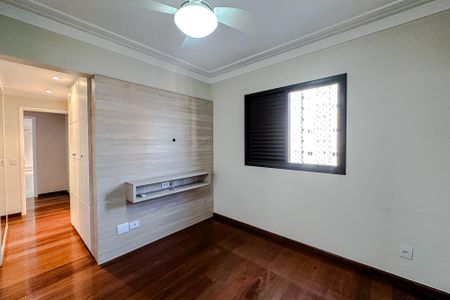 Apartamento para alugar com 157m², 3 quartos e 3 vagasSuíte