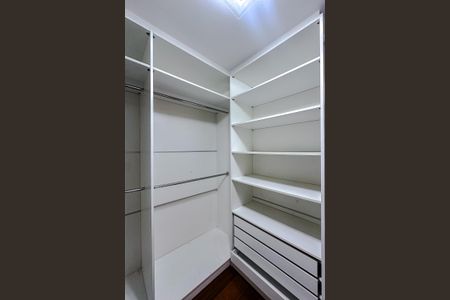 Apartamento para alugar com 157m², 3 quartos e 3 vagasSuíte