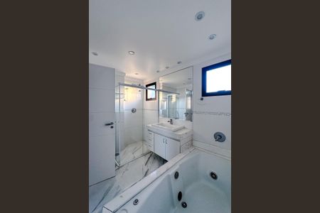 Apartamento para alugar com 157m², 3 quartos e 3 vagasBanheiro da Suíte