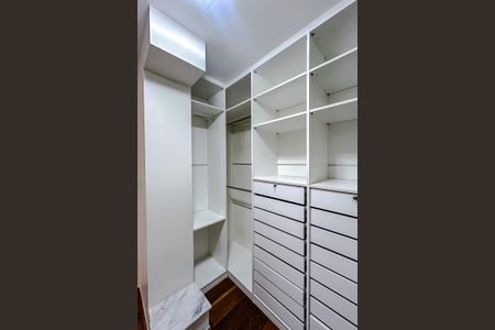 Apartamento para alugar com 157m², 3 quartos e 3 vagasSuíte