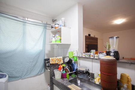 Apartamento à venda com 47m², 2 quartos e 1 vaga Apartamento à venda com 47m², 2 quartos e 1 vagaCozinha e Área de Serviço