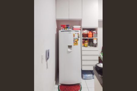Apartamento à venda com 47m², 2 quartos e 1 vaga Apartamento à venda com 47m², 2 quartos e 1 vagaCozinha e Área de Serviço