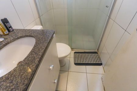 Casa de condomínio à venda com 98m², 3 quartos e 2 vagasBanheiro da suíte 