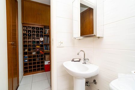 Apartamento à venda com 116m², 3 quartos e 2 vagasBanheiro de serviço