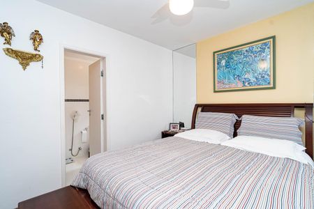 Apartamento à venda com 116m², 3 quartos e 2 vagasSuíte 1